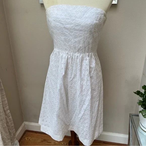 Banana Republic | Dresses | Banana Republic Strapless White Eyelet Lace Dress Size 2 | Poshmark Banana Republic | Dresses | Banana Republic Strapless White Eyelet Lace Dress Size 2 | Poshmark